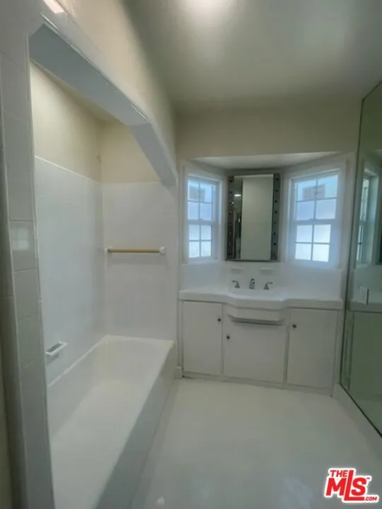 9029 Wildwood Avenue Sun Valley, CA 91352