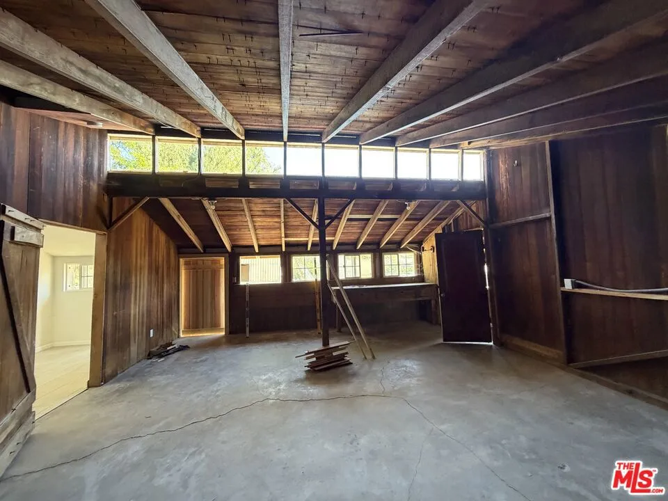 9029 Wildwood Avenue Sun Valley, CA 91352