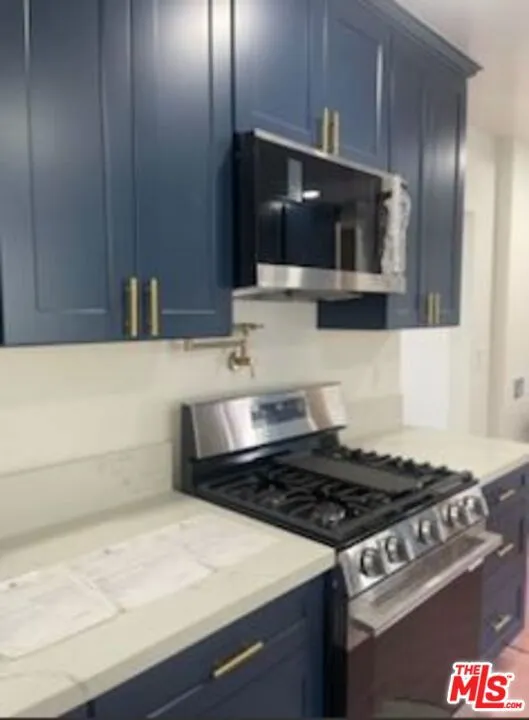 9029 Wildwood Avenue Sun Valley, CA 91352