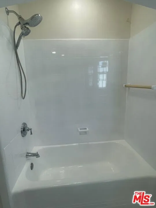 9029 Wildwood Avenue Sun Valley, CA 91352