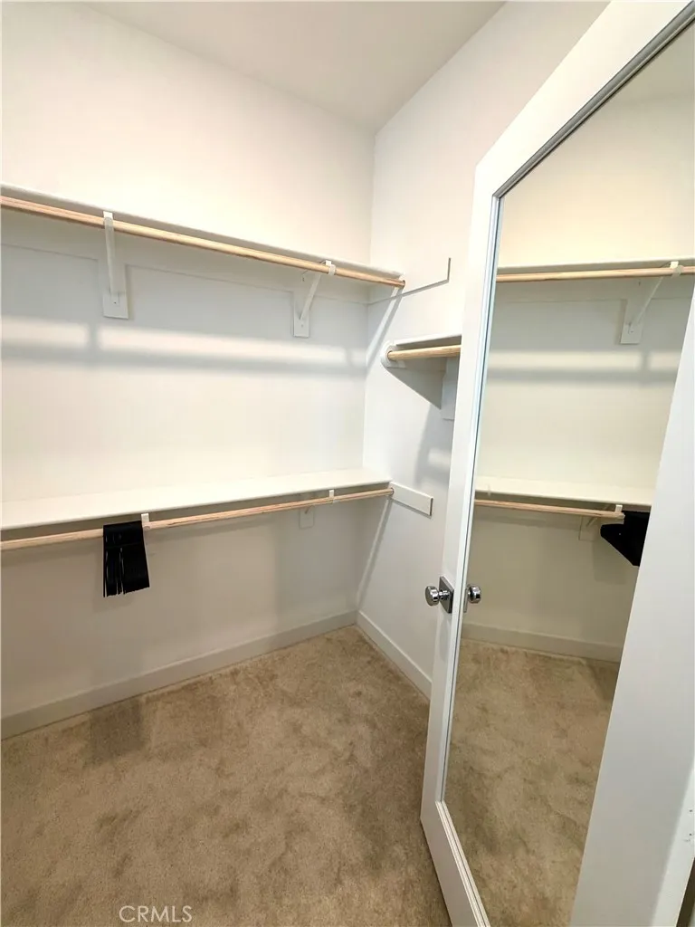 2048 Hollyleaf Montebello, CA 90640