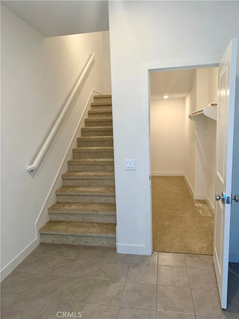 2048 Hollyleaf Montebello, CA 90640