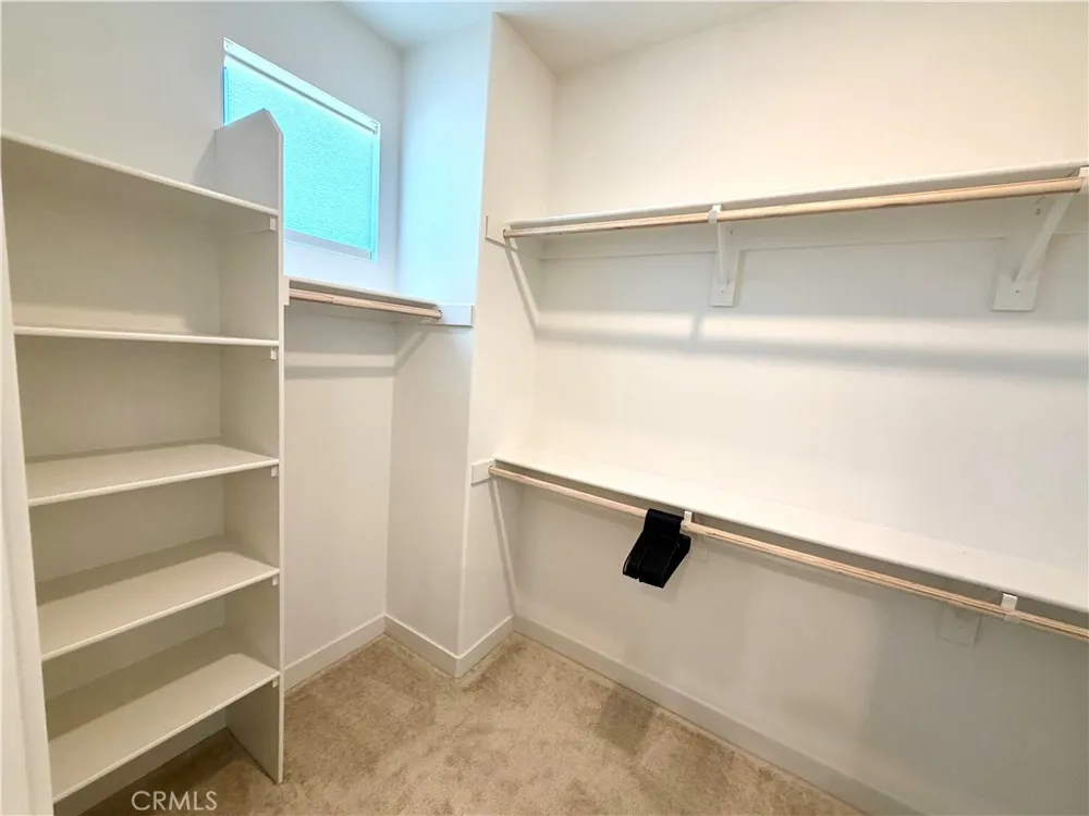 2048 Hollyleaf Montebello, CA 90640