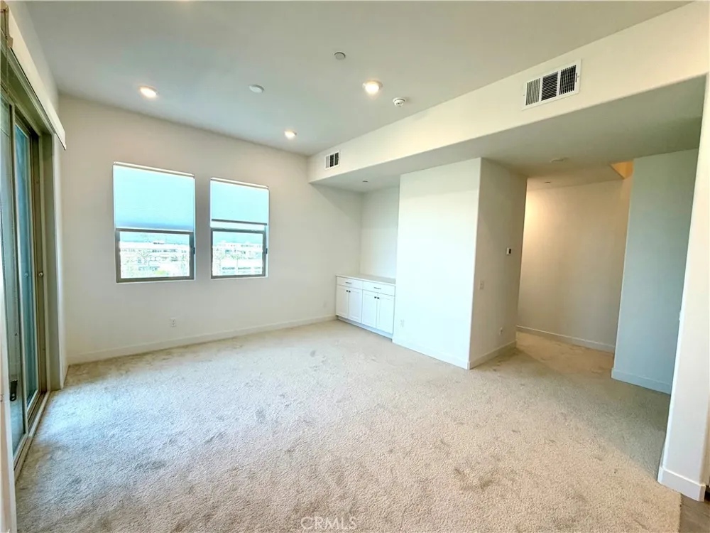 2048 Hollyleaf Montebello, CA 90640