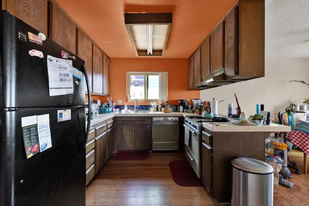 1659 Portola Ave Spring Valley, CA 91977