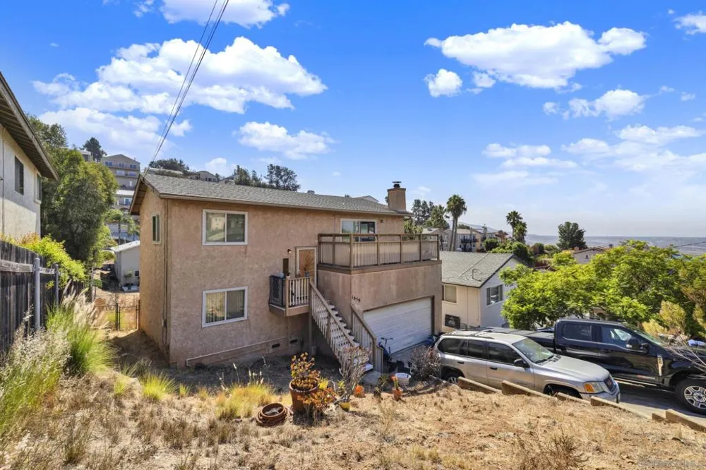 1659 Portola Ave Spring Valley, CA 91977