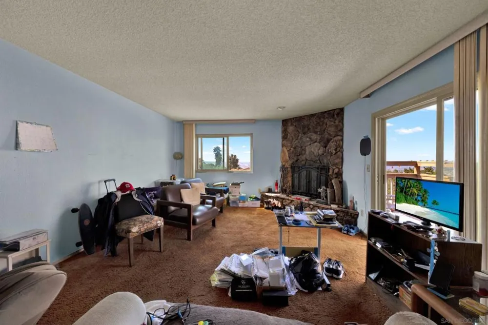 1659 Portola Ave Spring Valley, CA 91977