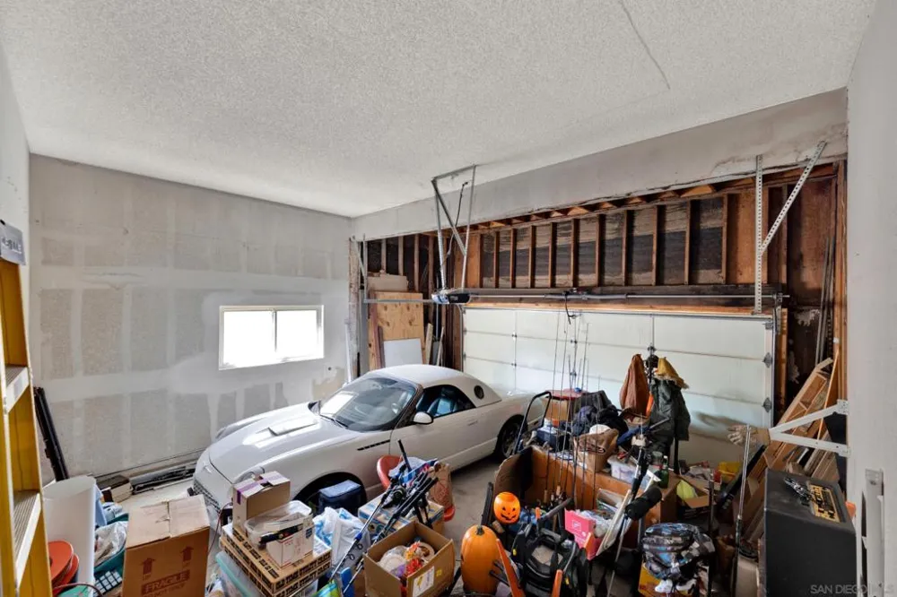 1659 Portola Ave Spring Valley, CA 91977