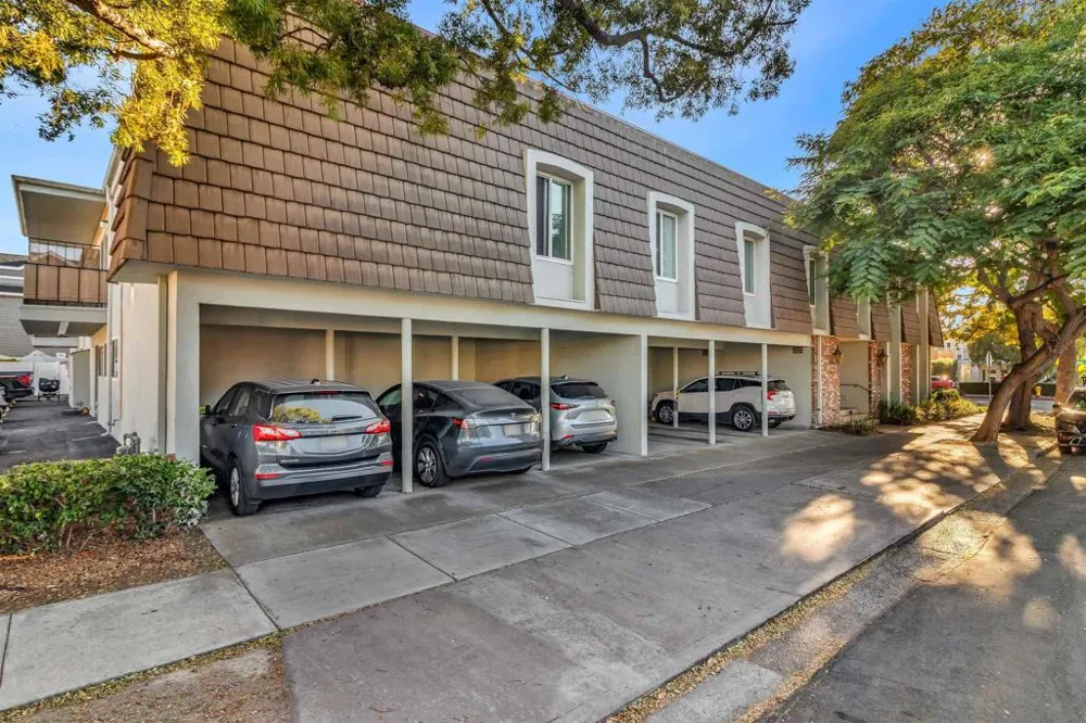 801 C Avenue #23 Coronado, CA 92118
