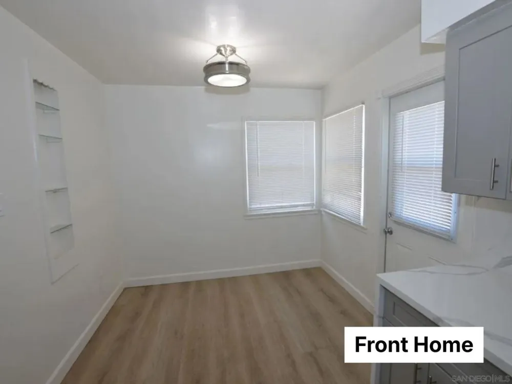 326 H Ave Coronado, CA 92118