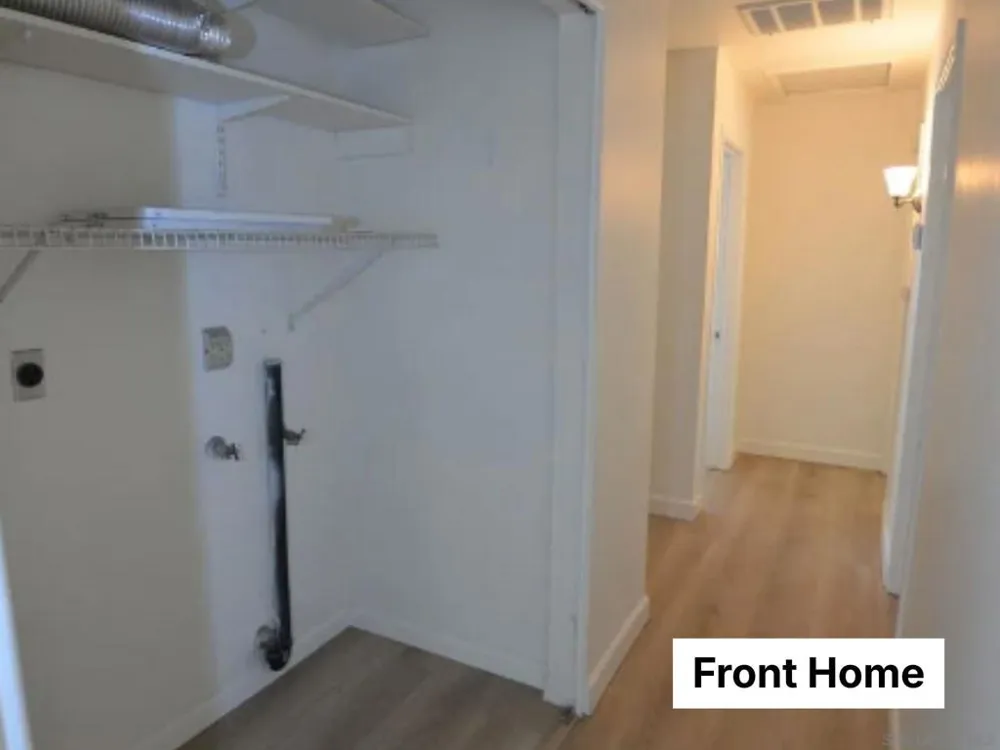 326 H Ave Coronado, CA 92118