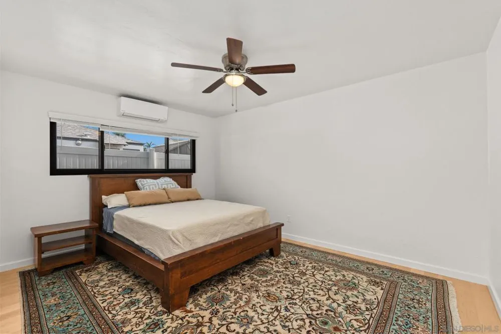 326 H Ave Coronado, CA 92118