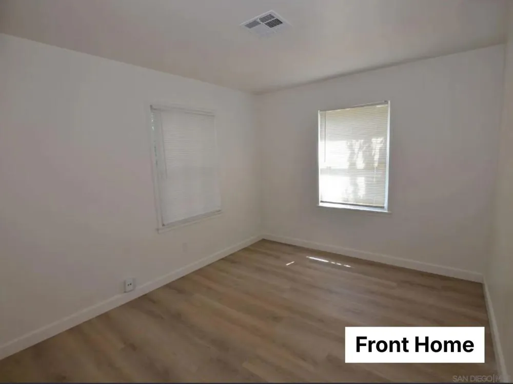 326 H Ave Coronado, CA 92118