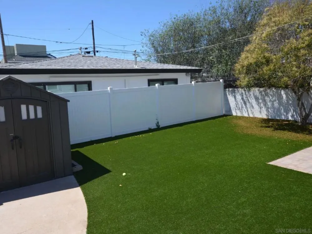 326 H Ave Coronado, CA 92118