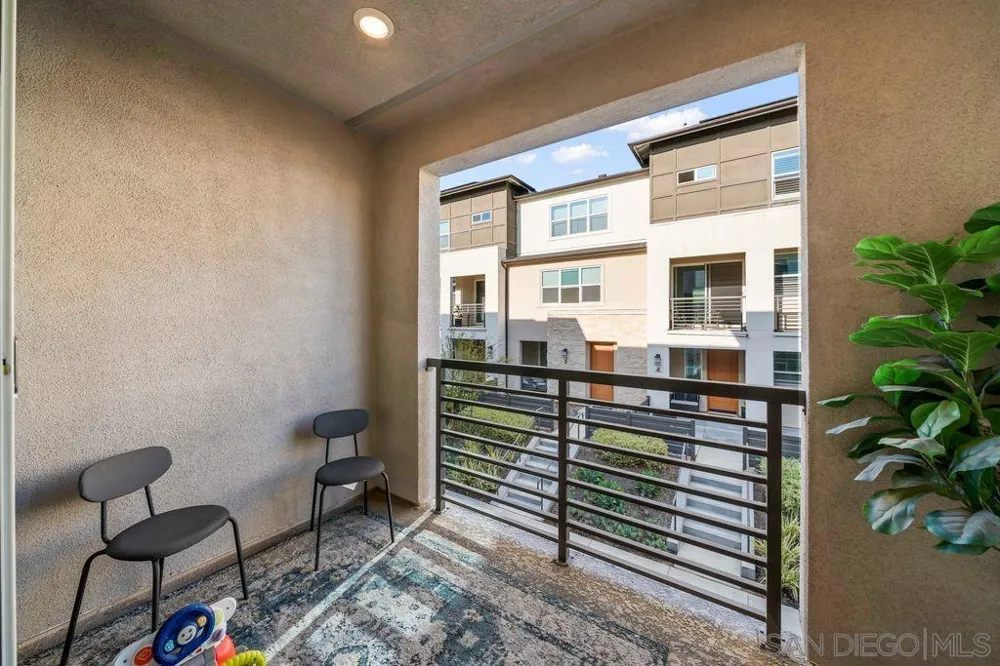 771 Abby Dr. ##4 Chula Vista, CA 91911