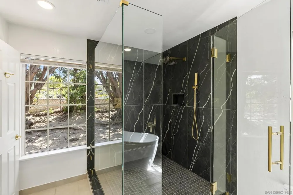 6518 Monte Fuego Rancho Santa Fe, CA 92067