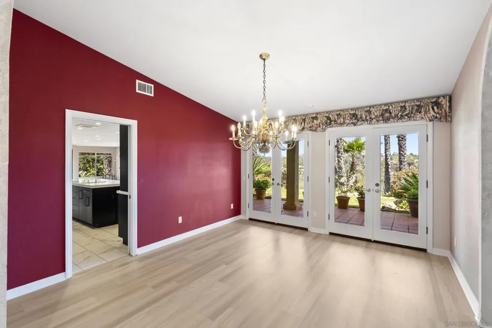 6518 Monte Fuego Rancho Santa Fe, CA 92067