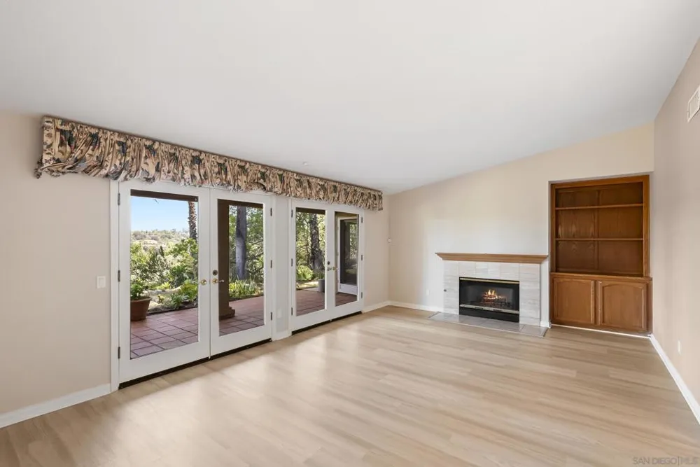 6518 Monte Fuego Rancho Santa Fe, CA 92067
