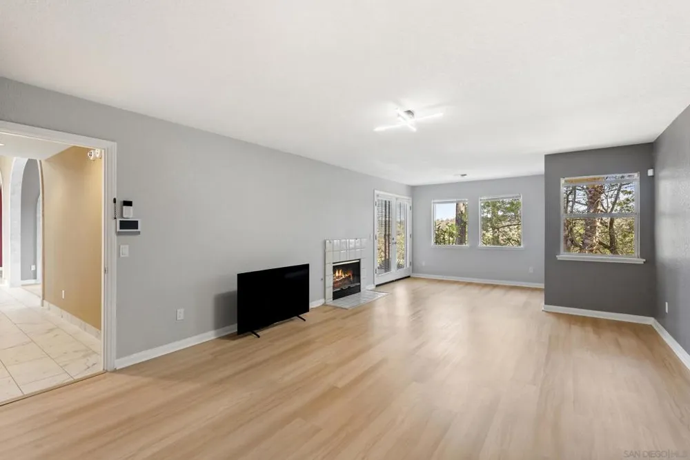 6518 Monte Fuego Rancho Santa Fe, CA 92067