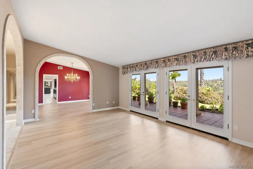 6518 Monte Fuego Rancho Santa Fe, CA 92067