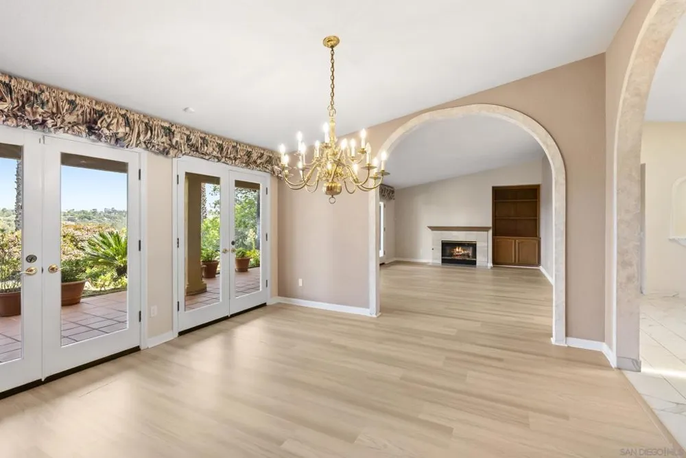 6518 Monte Fuego Rancho Santa Fe, CA 92067