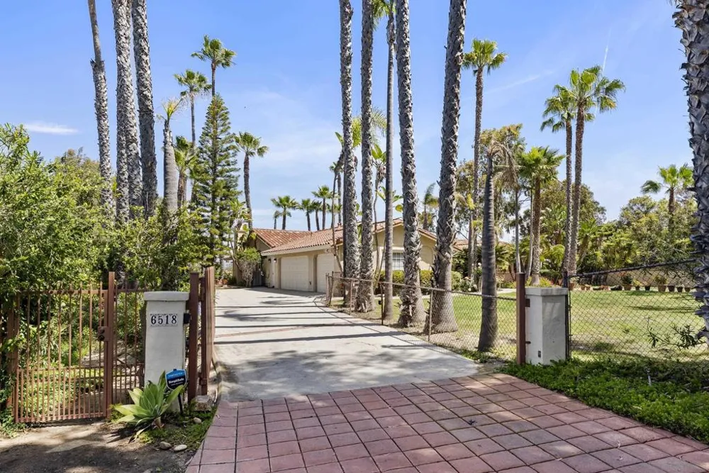 6518 Monte Fuego Rancho Santa Fe, CA 92067