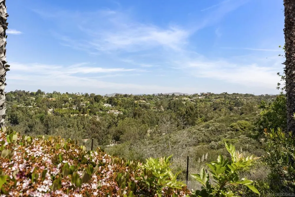 6518 Monte Fuego Rancho Santa Fe, CA 92067