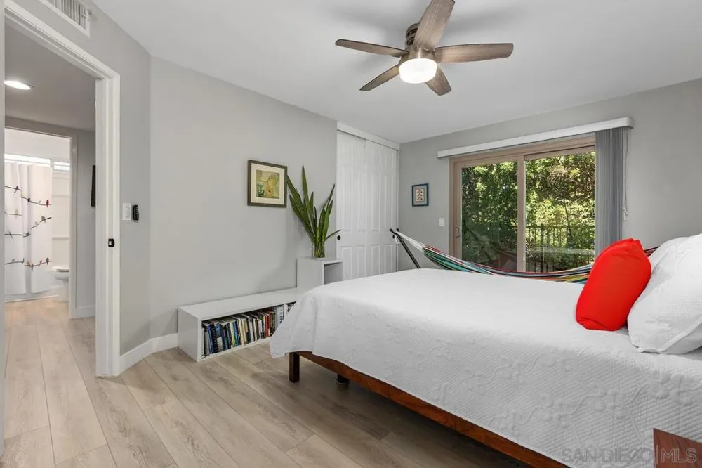 3152 Avenida Topanga Carlsbad, CA 92009