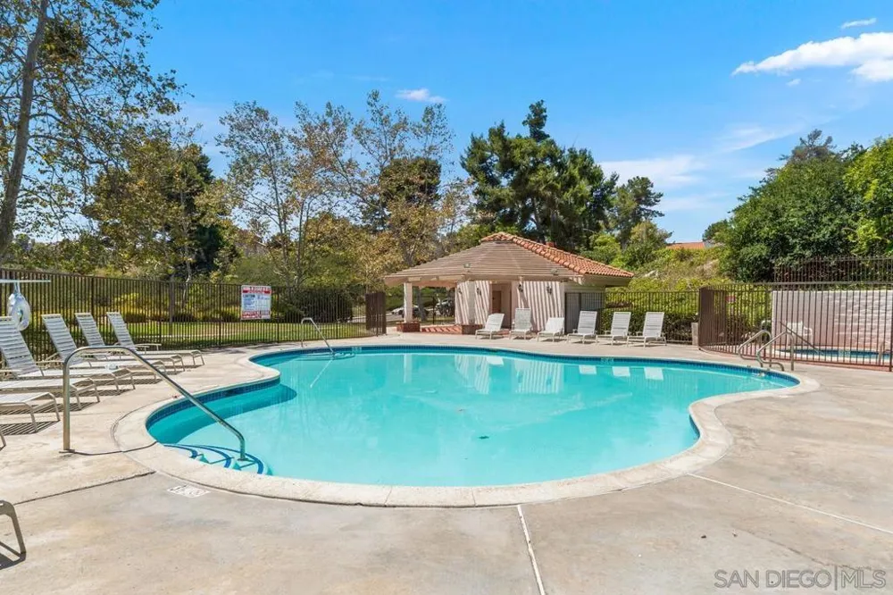 3152 Avenida Topanga Carlsbad, CA 92009