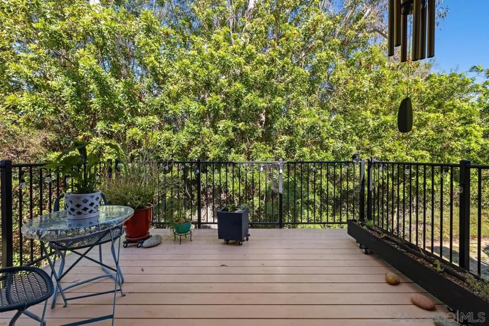 3152 Avenida Topanga Carlsbad, CA 92009
