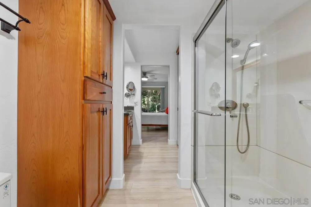 3152 Avenida Topanga Carlsbad, CA 92009