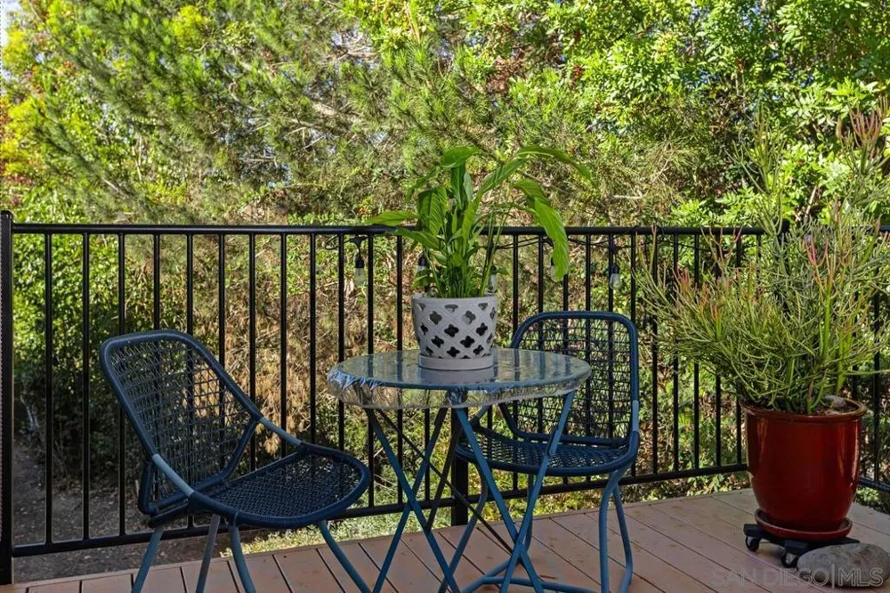 3152 Avenida Topanga Carlsbad, CA 92009