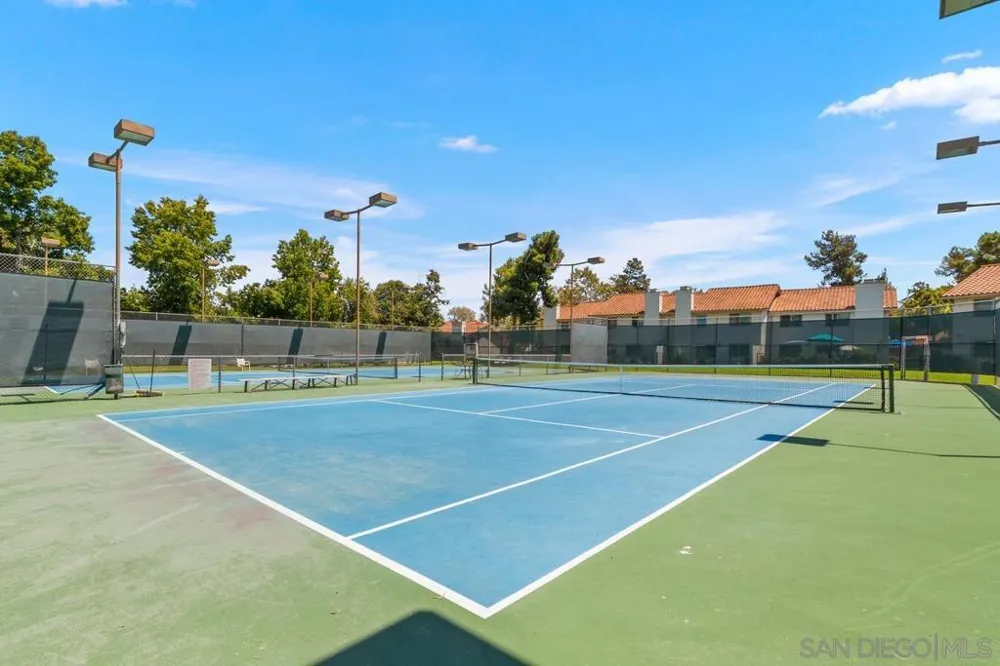3152 Avenida Topanga Carlsbad, CA 92009