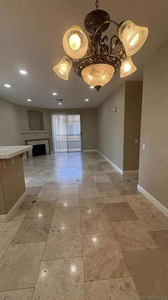 11422 Via Rancho San Diego #86 El Cajon, CA 92019