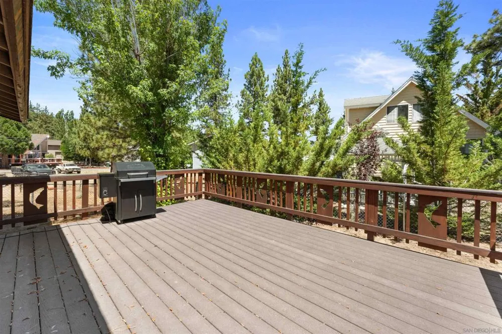 651 Cienega Big Bear, CA 92315