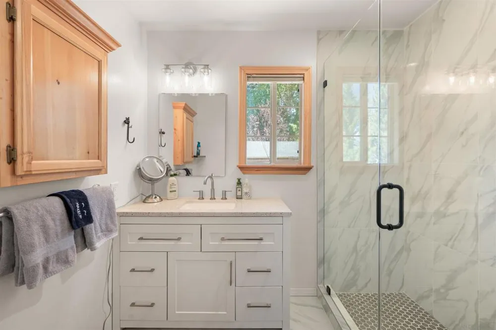 651 Cienega Big Bear, CA 92315