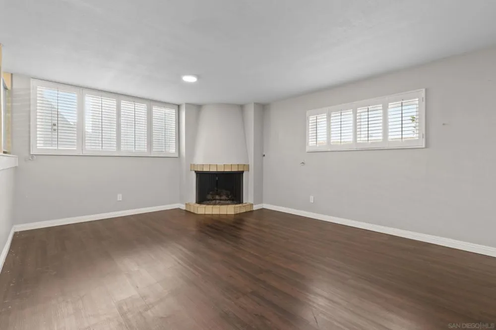 5346 Mount Alifan San Diego, CA 92111