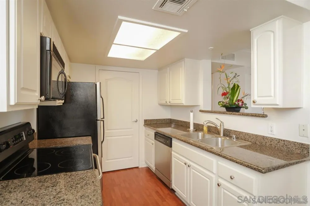 12019 Alta Carmel Ct. #272 San Diego, CA 92128