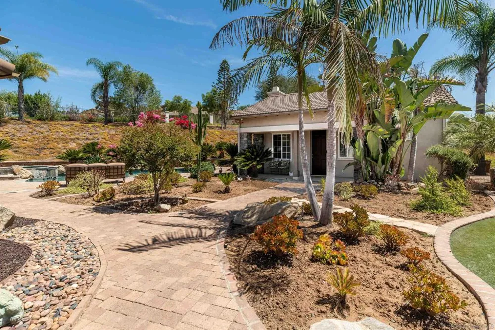 5148 Minneola Drive Fallbrook, CA 92028