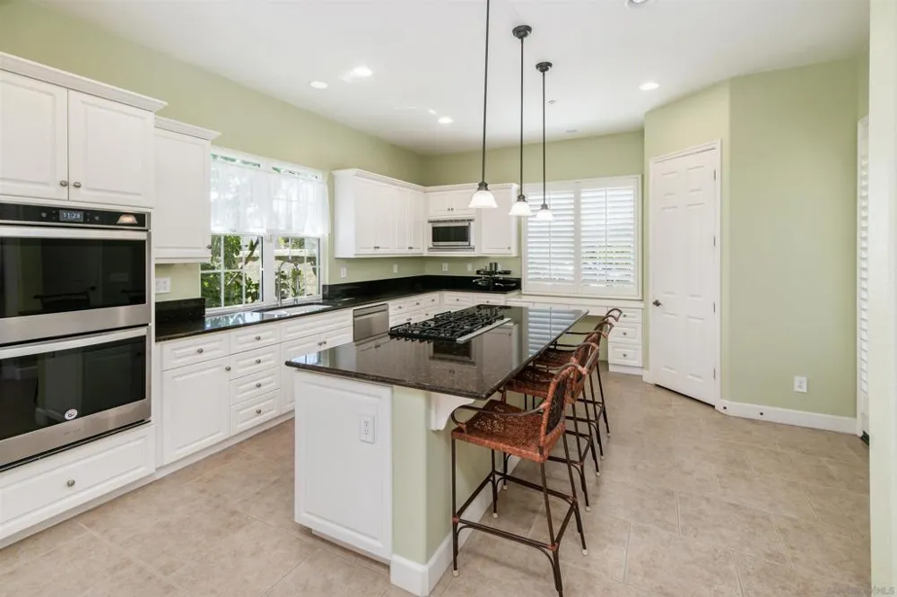 5148 Minneola Drive Fallbrook, CA 92028