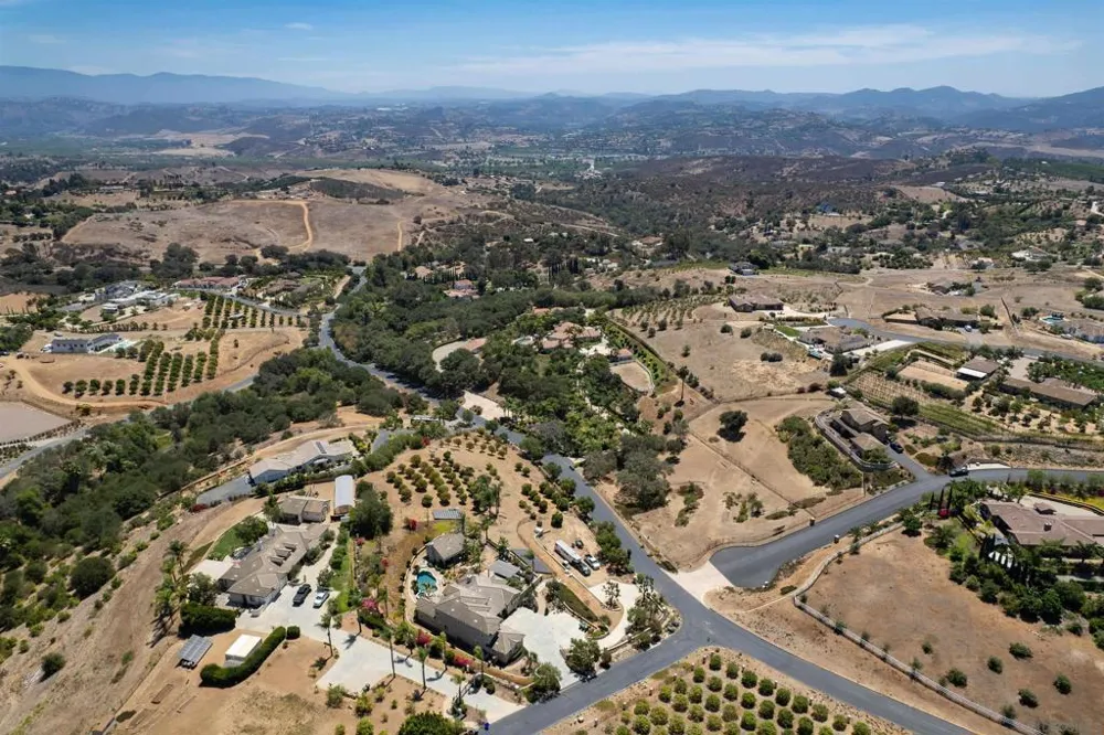 5148 Minneola Drive Fallbrook, CA 92028