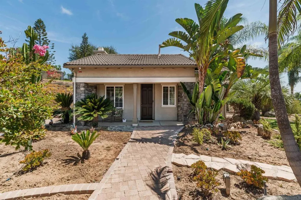 5148 Minneola Drive Fallbrook, CA 92028