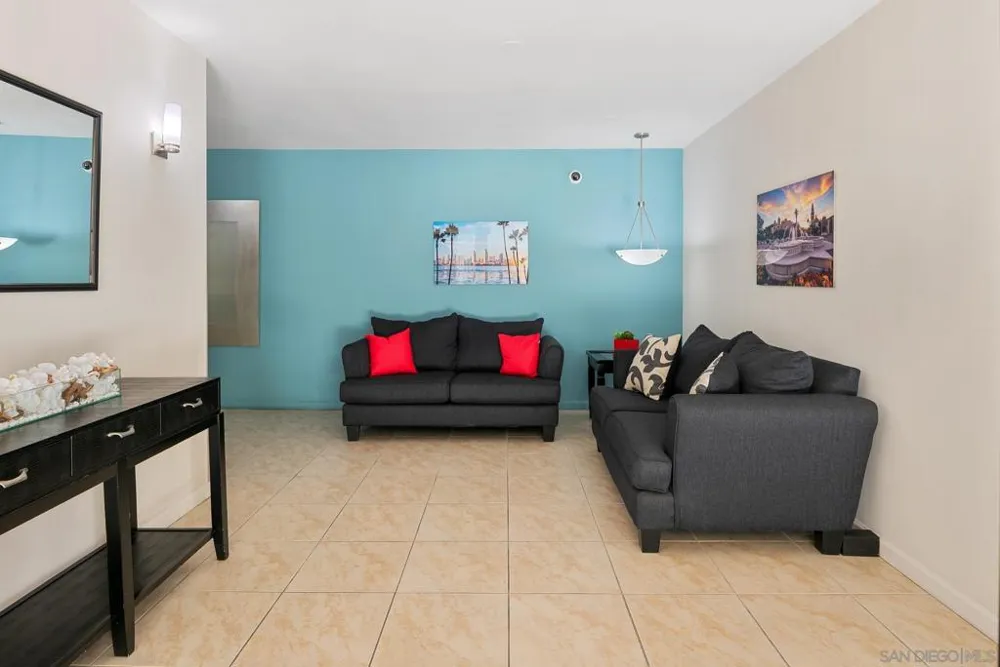 3570 1st Ave #19 San Diego, CA 92103