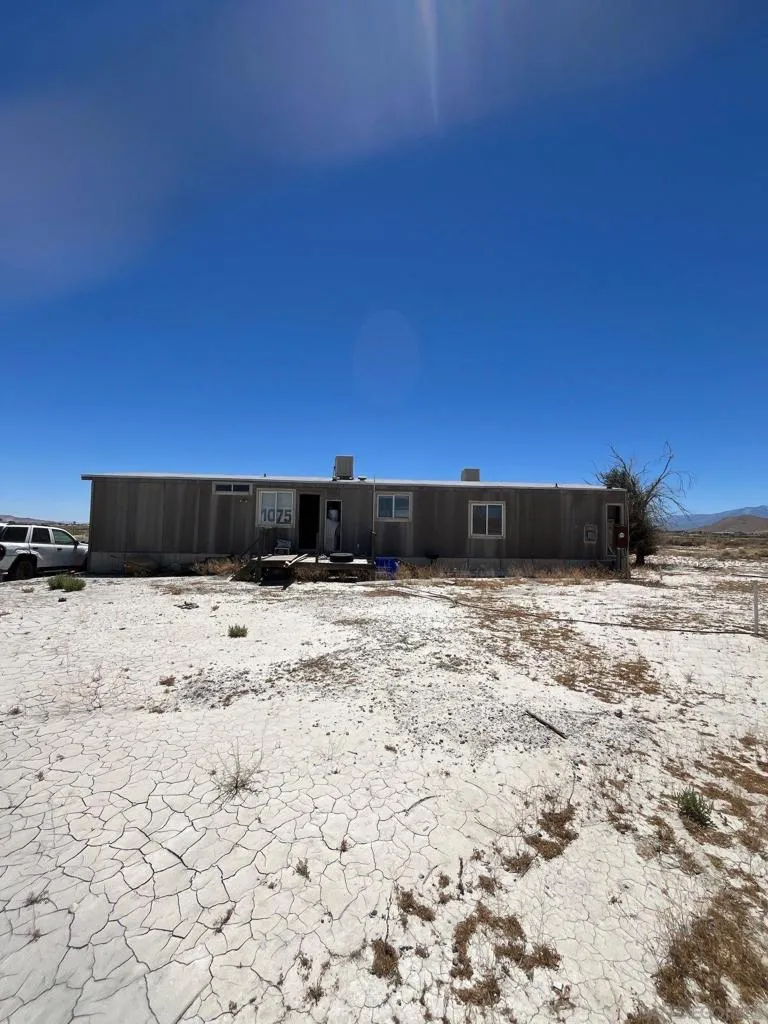 1055 Calle De Amistad El Mirage, CA 92301