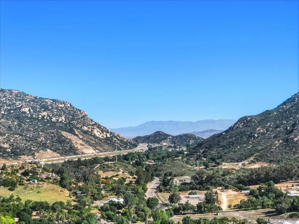 5461 Rainbow Creek Fallbrook, CA 92028