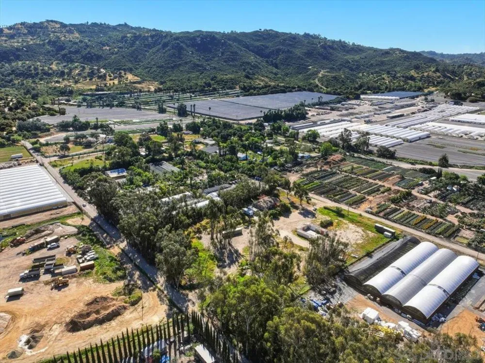 5461 Rainbow Creek Fallbrook, CA 92028
