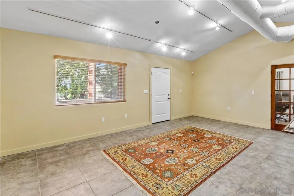 5461 Rainbow Creek Fallbrook, CA 92028