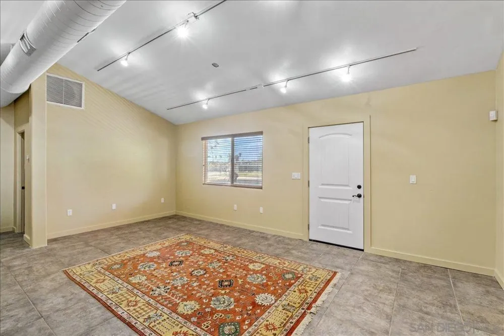 5461 Rainbow Creek Fallbrook, CA 92028
