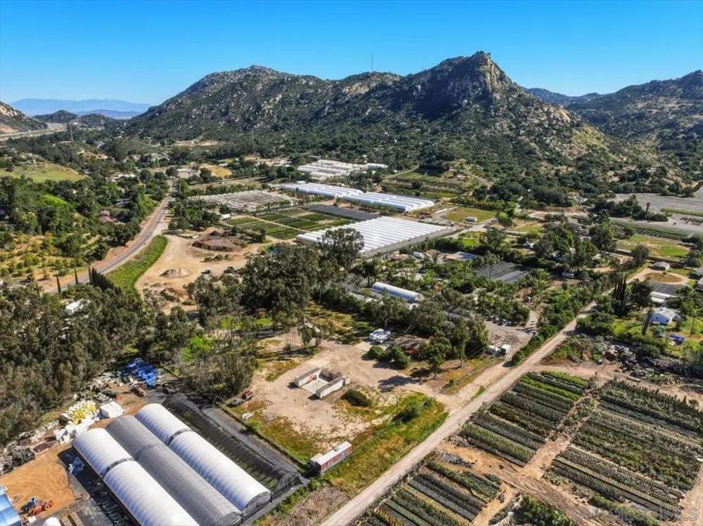 5461 Rainbow Creek Fallbrook, CA 92028