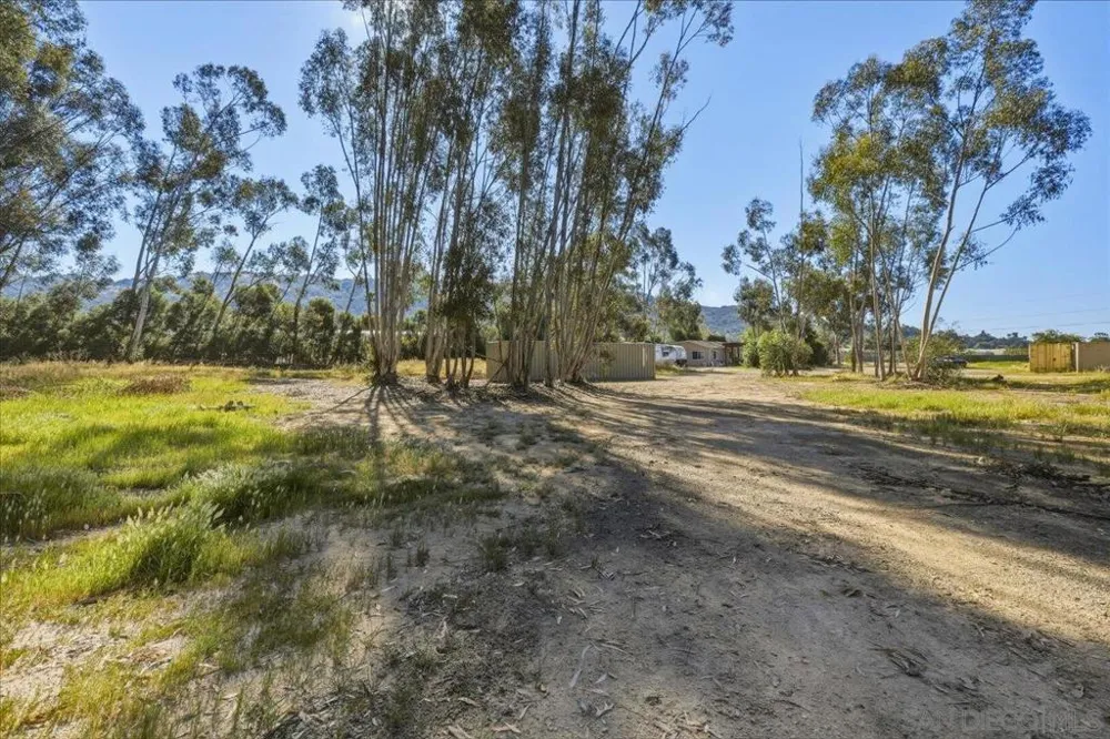 5461 Rainbow Creek Fallbrook, CA 92028